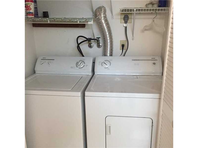 8820Royal Palm Blvd, Coral Springs, FL 33065