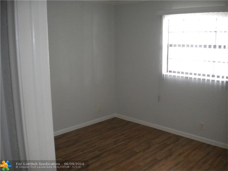 3361 NW 85th Ave 304, Coral Springs, FL 33065