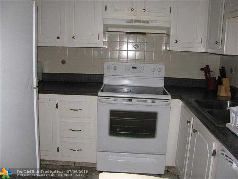 4113 NW 88th Ave 205, Coral Springs, FL 33065