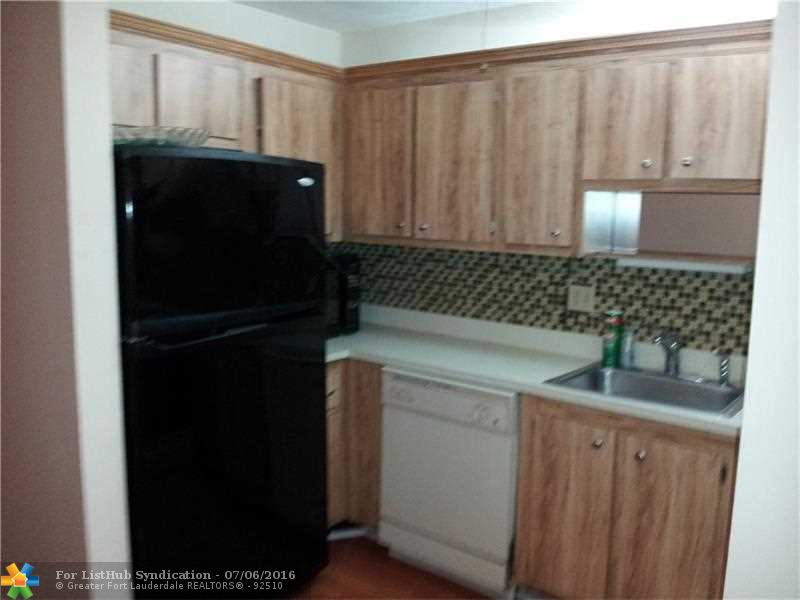3245 NW 102nd Ter 3245, Coral Springs, FL 33065