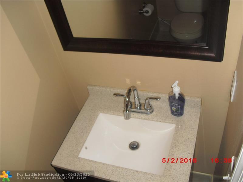 11201 NW 34th Pl, Coral Springs, FL 33065