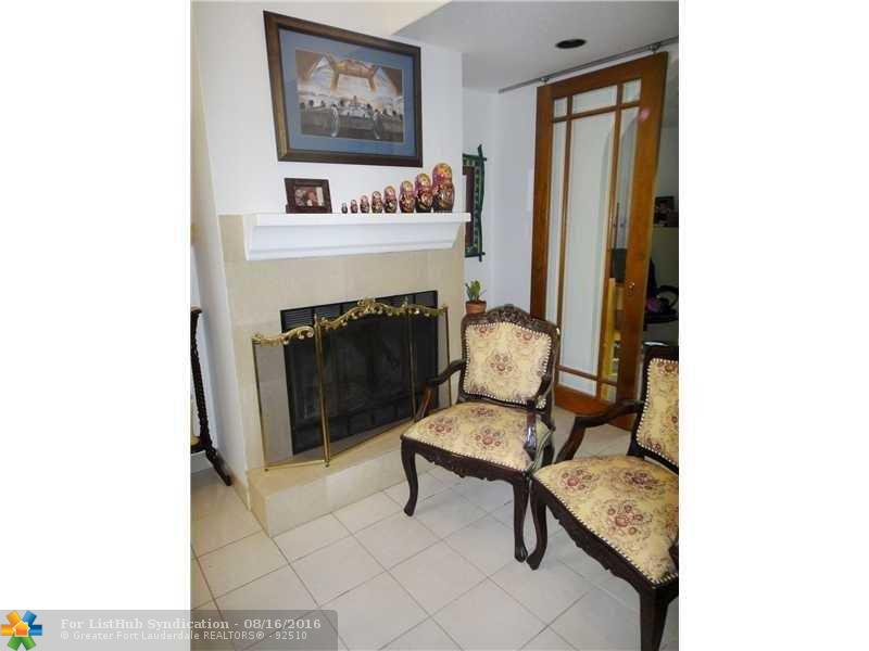 8745 Forest Hills Blvd 23 A, Coral Springs, FL 33065