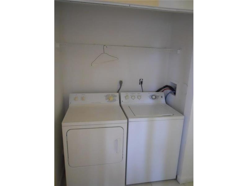 11574 Northwest 42nd St, Coral Springs, FL 33065