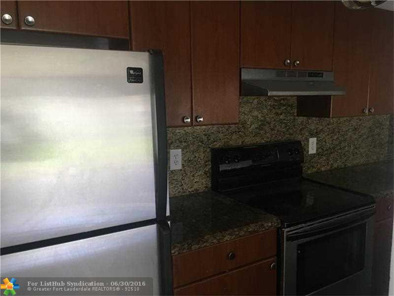 11587 NW 43rd Ct 11587, Coral Springs, FL 33065