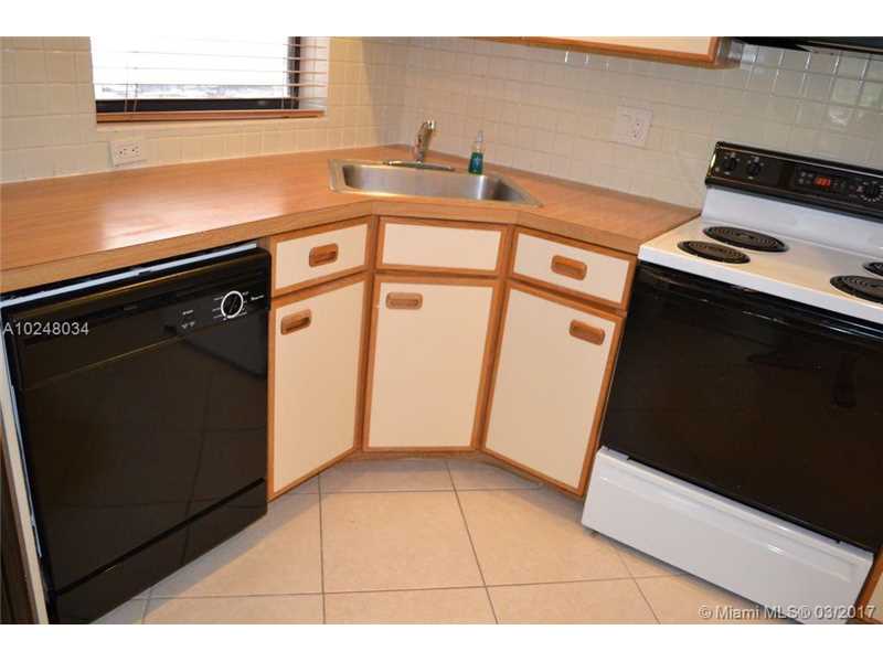 2813Carambola Cir, Coconut Creek, FL 33066