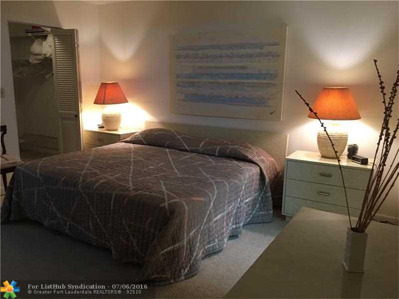 2201 Lucaya Bnd M3, Coconut Creek, FL 33066