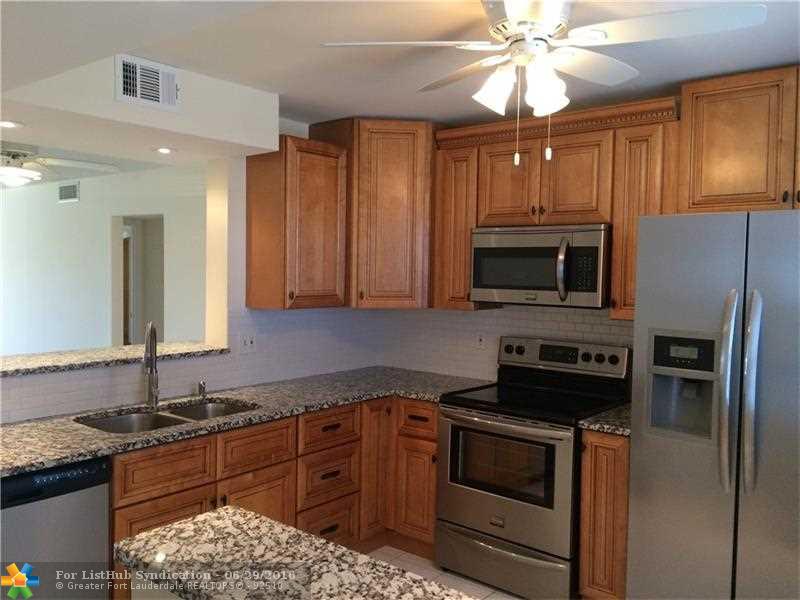 2201 Lucaya Bnd F4, Coconut Creek, FL 33066