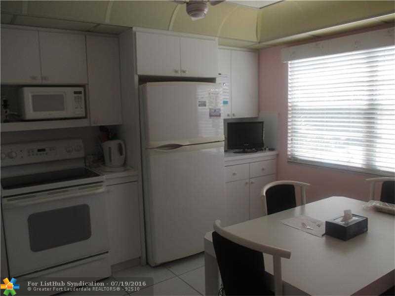 2103 Lucaya Bnd M3, Coconut Creek, FL 33066