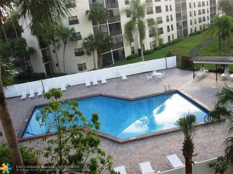 2900 NW 42nd Ave, Coconut Creek, FL 33066