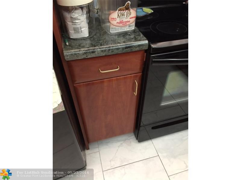1903 Bermuda Cir G3, Coconut Creek, FL 33066