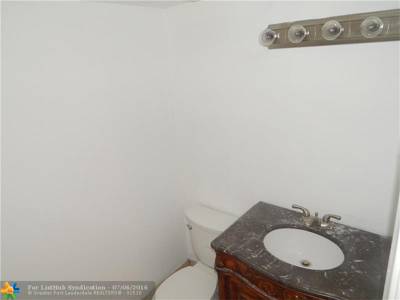 2362 NW 39th Ave 2362, Coconut Creek, FL 33066