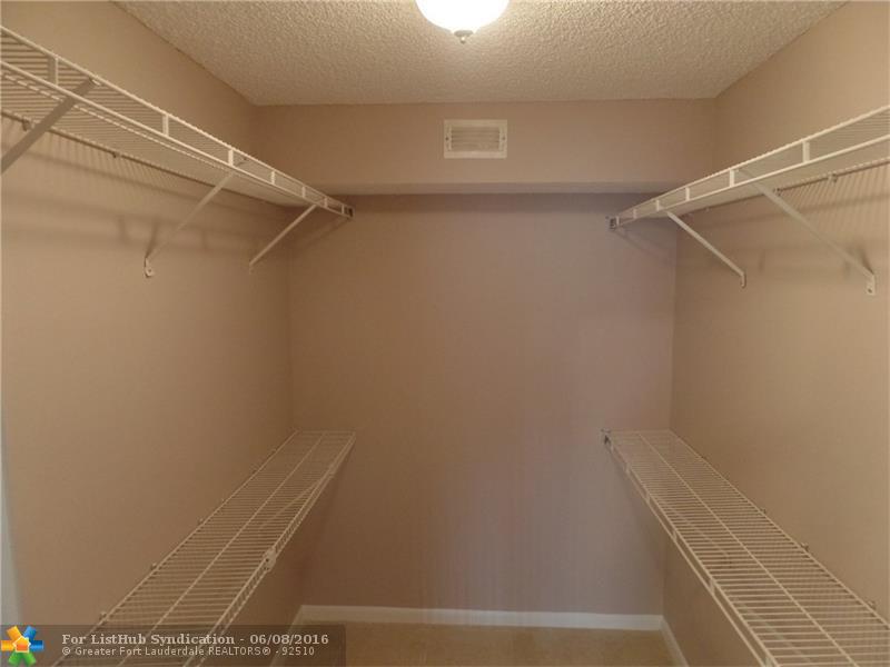 8977 Wiles Rd 103, Coral Springs, FL 33067