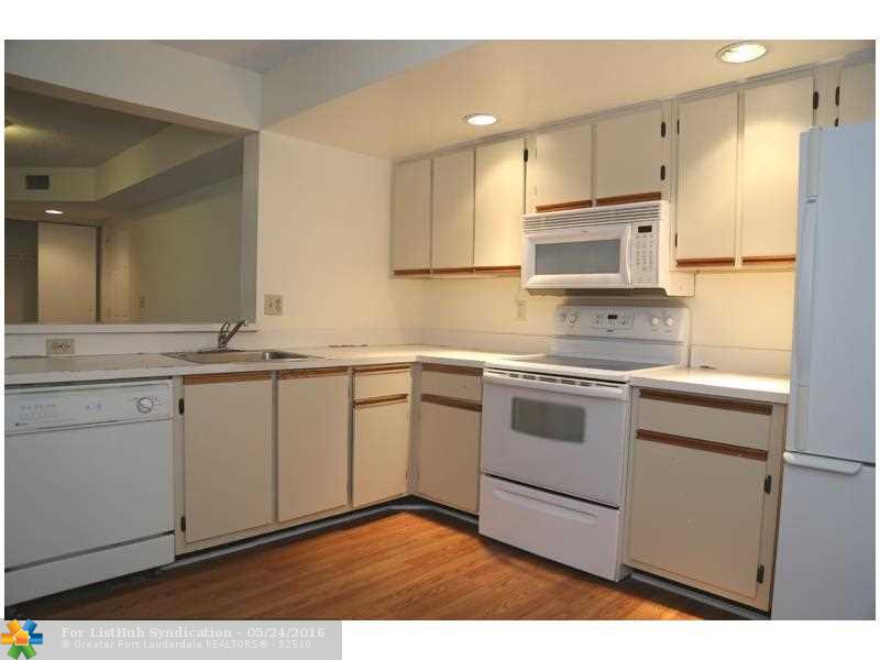5721 Riverside Dr 105B5, Coral Springs, FL 33067