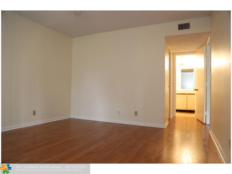 5721 Riverside Dr 105B5, Coral Springs, FL 33067