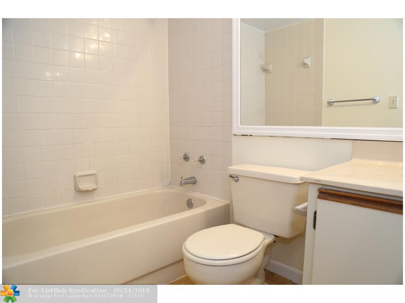 5721 Riverside Dr 105B5, Coral Springs, FL 33067