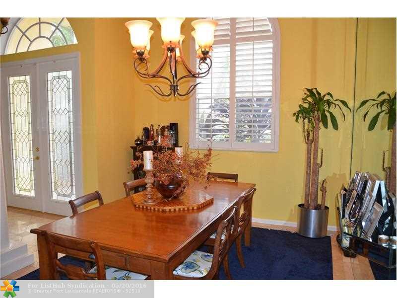 4323 NW 65th Ter, Coral Springs, FL 33067