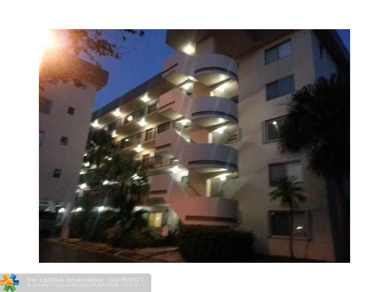 8040 Hampton Blvd 508, North Lauderdale, FL 33068