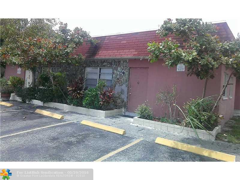 7625 SW 10th St, North Lauderdale, FL 33068