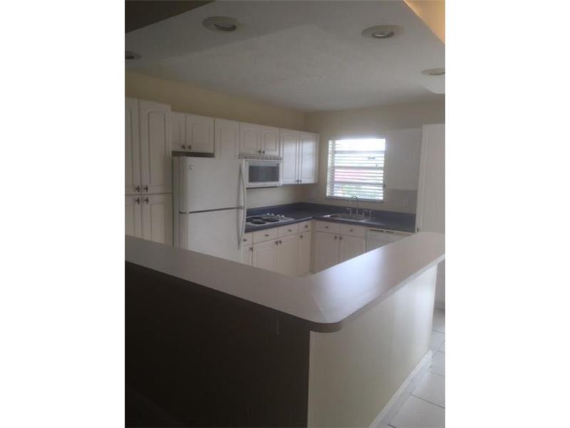 609 South STATE ROAD 7, Margate, FL 33068