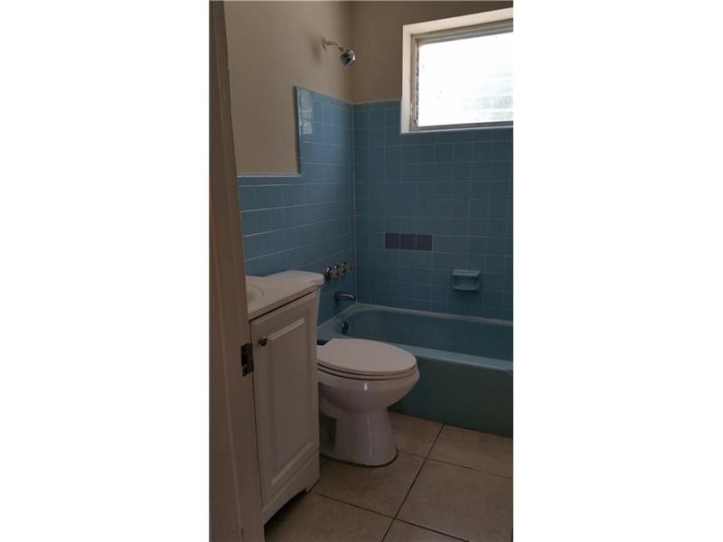 1901 Southwest 67th Ter, North Lauderdale, FL 33068