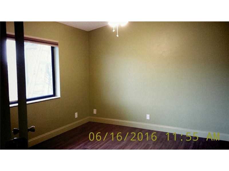 208 East Parkway Dr, Margate, FL 33068