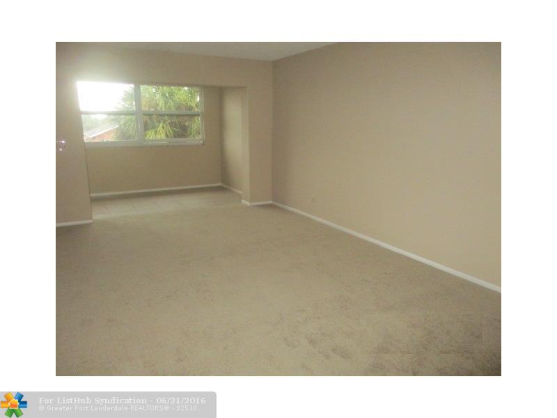 1891 SW 81 AVE 307, North Lauderdale, FL 33068