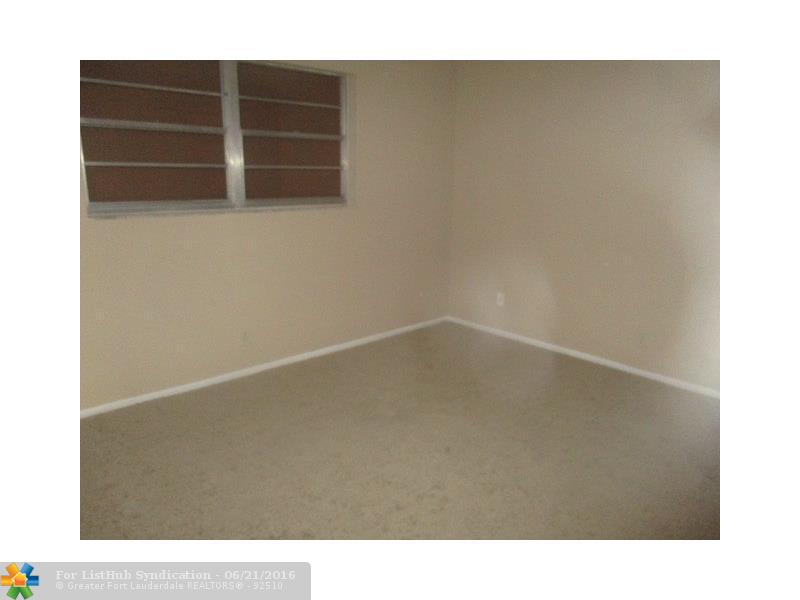 1891 SW 81 AVE 307, North Lauderdale, FL 33068