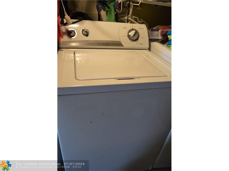 1922 SW 68th Ter, North Lauderdale, FL 33068