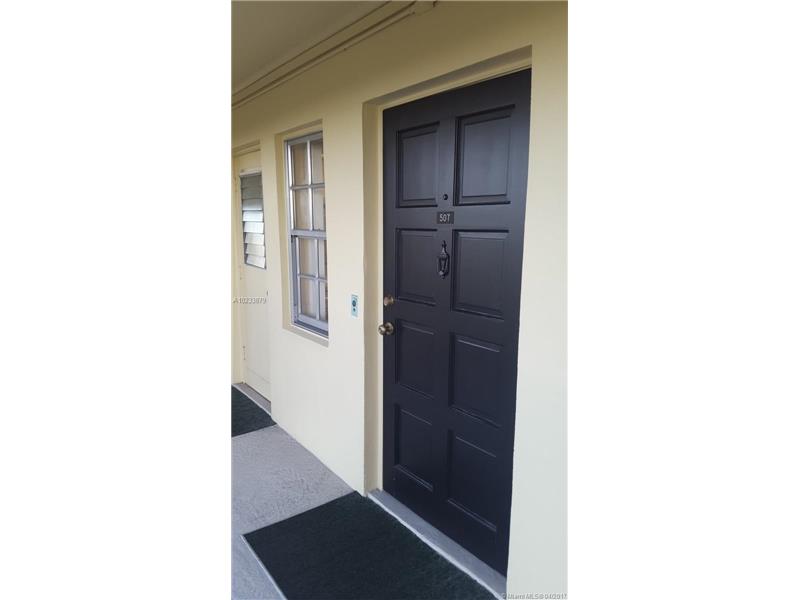 3150 North Palm Aire Dr, Pompano Beach, FL 33069