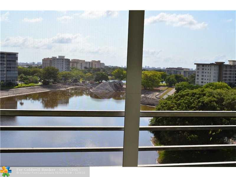 3051 N Course Dr, Pompano Beach, FL 33069