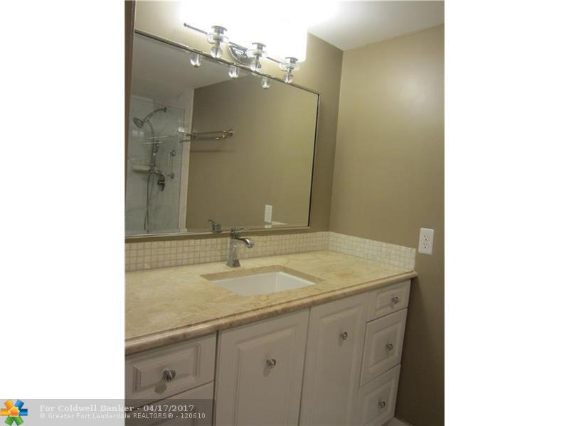 3051 N Course Dr, Pompano Beach, FL 33069