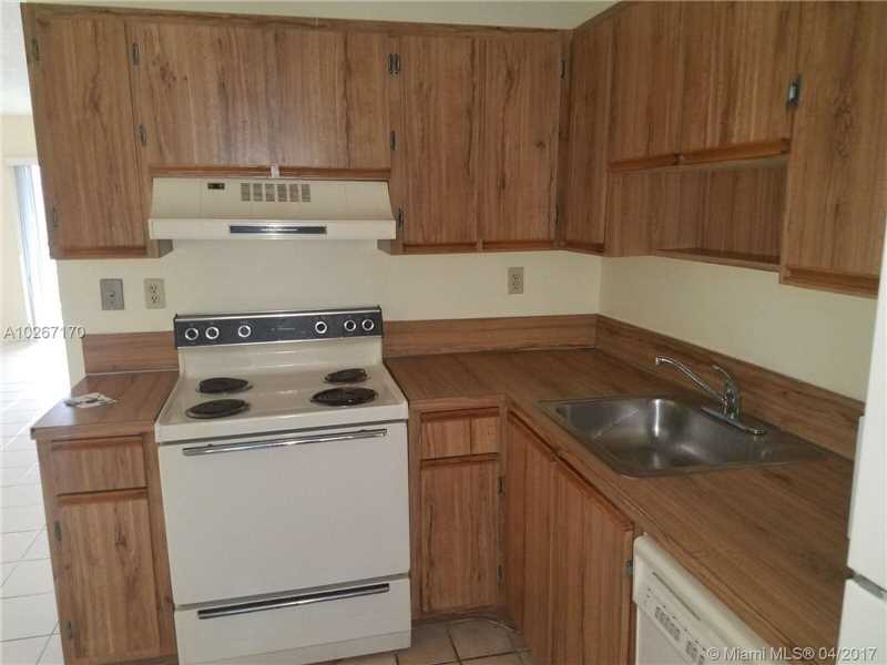 507Gardens Dr, Pompano Beach, FL 33069