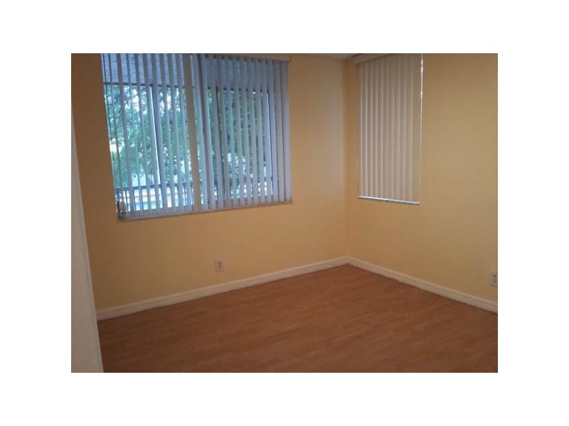 4045 West Mcnab Rd, Pompano Beach, FL 33069