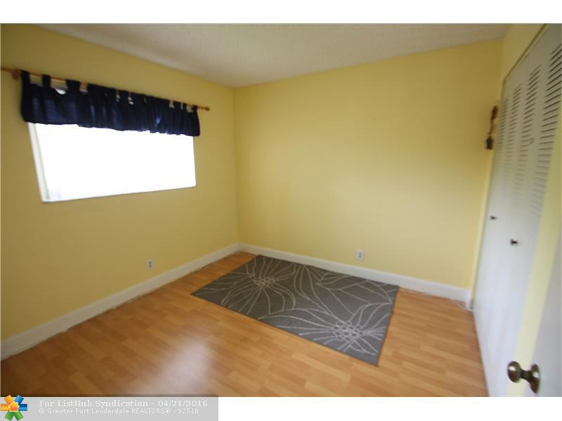 2104 S Cypress Bend Dr 203, Pompano Beach, FL 33069