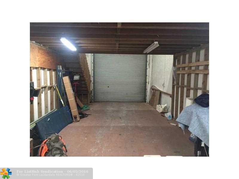 1131 W MCNAB RD 4, Pompano Beach, FL 33069