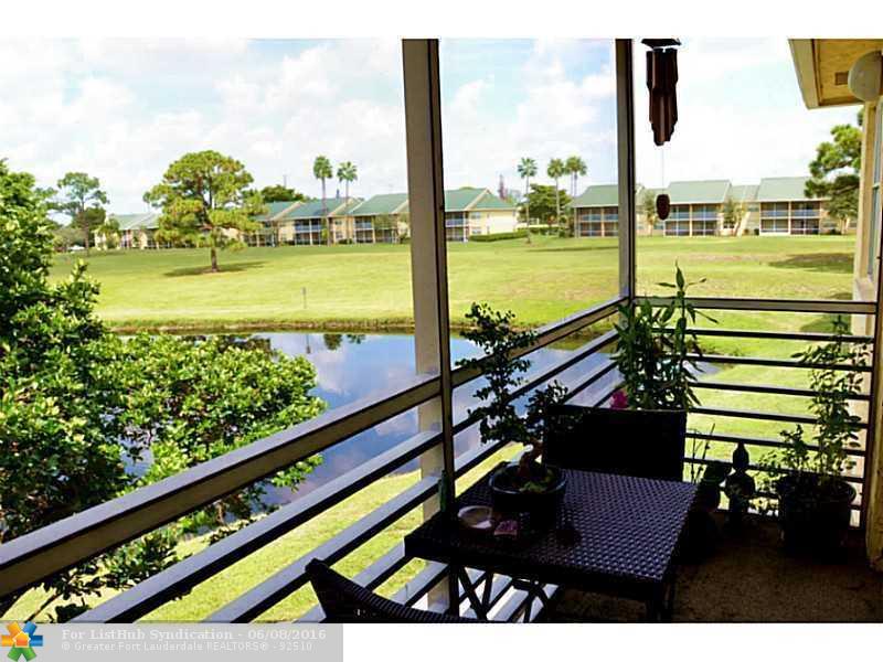 2831 N Course Dr, Pompano Beach, FL 33069