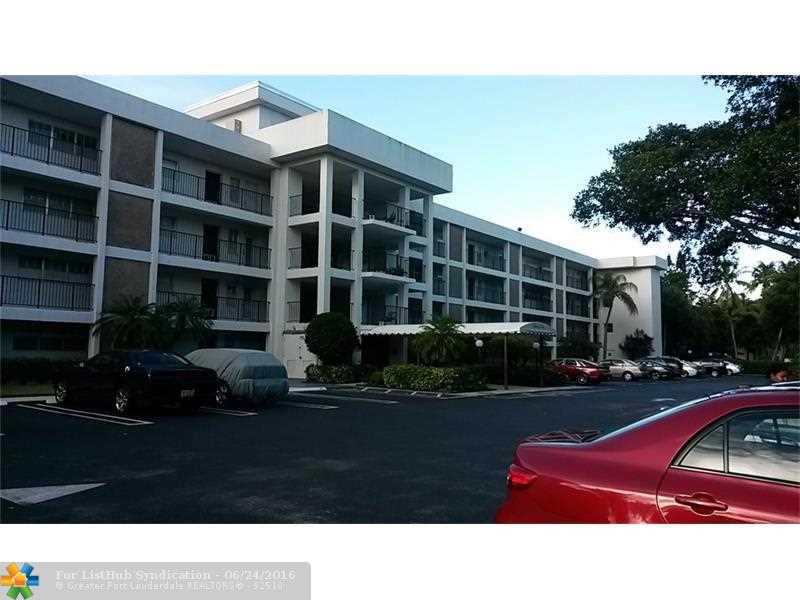 3151 S Palm Aire Dr 405, Pompano Beach, FL 33069