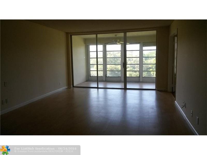 3151 S Palm Aire Dr 405, Pompano Beach, FL 33069