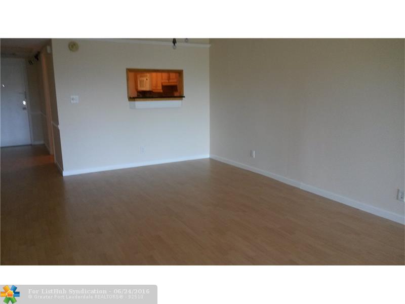 3151 S Palm Aire Dr 405, Pompano Beach, FL 33069