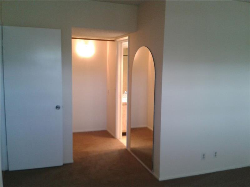 3250 North Palm Aire Dr, Pompano Beach, FL 33069