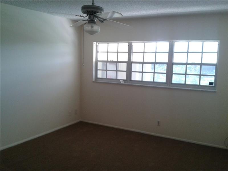 3250 North Palm Aire Dr, Pompano Beach, FL 33069