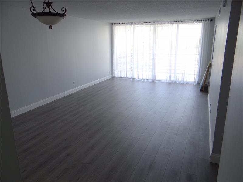 3090 North Course Dr, Pompano Beach, FL 33069