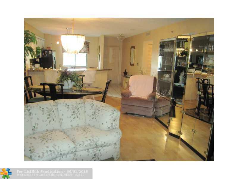2240 N Cypress Bend Dr 403, Pompano Beach, FL 33069