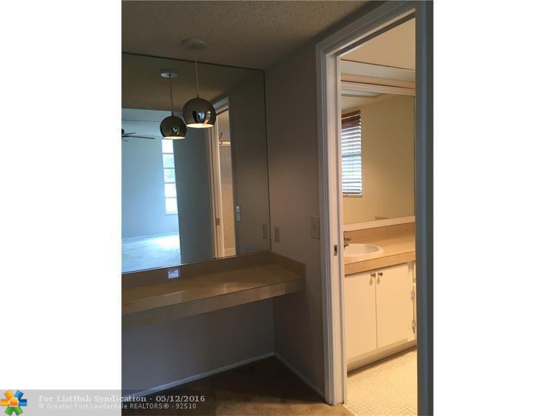 3000 S Course Dr 201, Pompano Beach, FL 33069