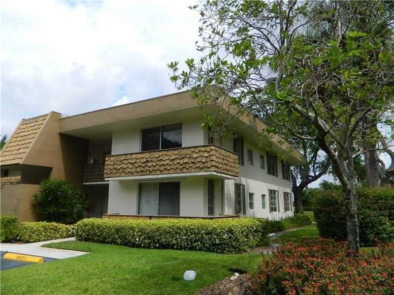 3151 North Course Ln, Pompano Beach, FL 33069
