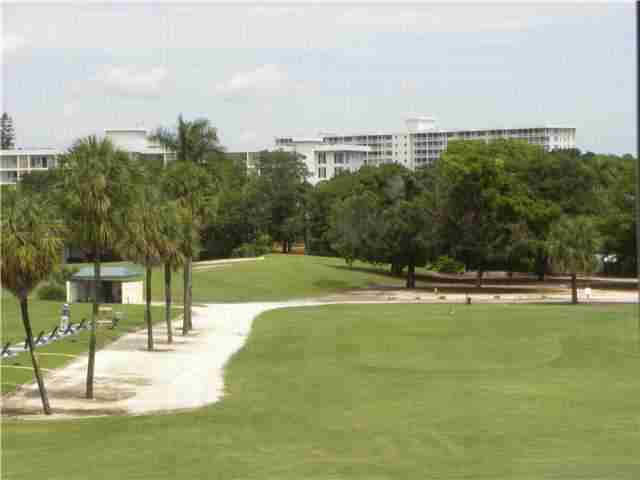 2601 S Course Dr #403, Pompano Beach, FL 33069