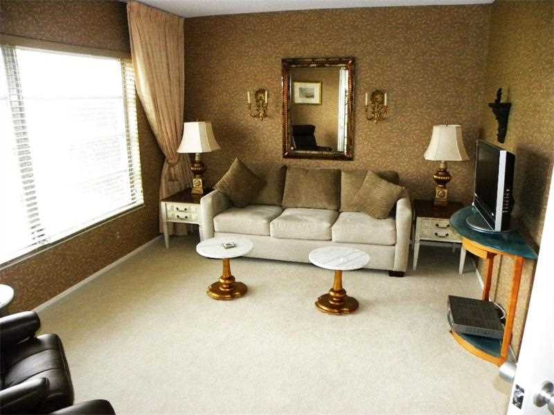 2800 N Palm Aire Dr #108, Pompano Beach, FL 33069