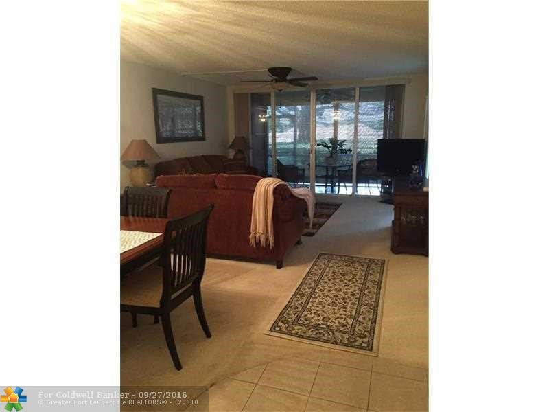 3090 N Course Dr, Pompano Beach, FL 33069