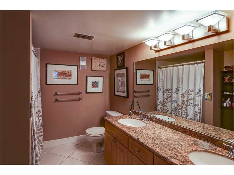 2112 South Cypress Bend Dr, Pompano Beach, FL 33069
