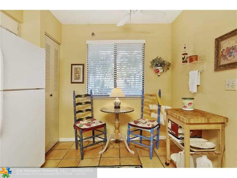 2238 N Cypress Bend Dr 105, Pompano Beach, FL 33069